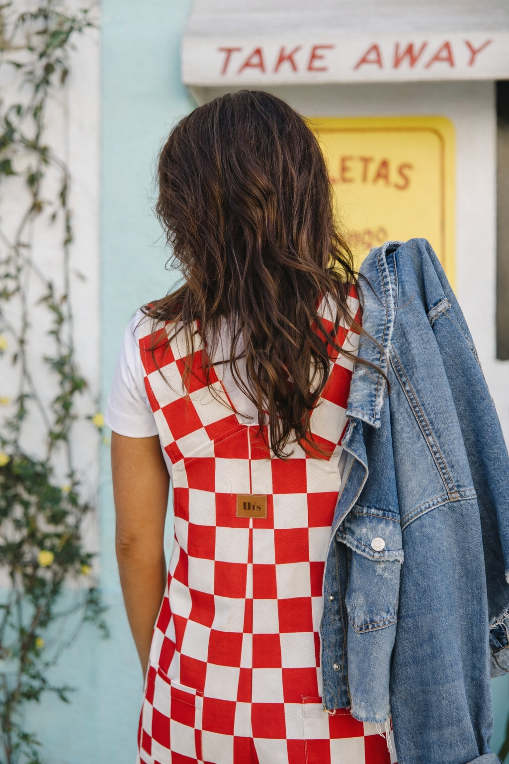 Calças Jardineiras QUADRADOS VERMELHOS